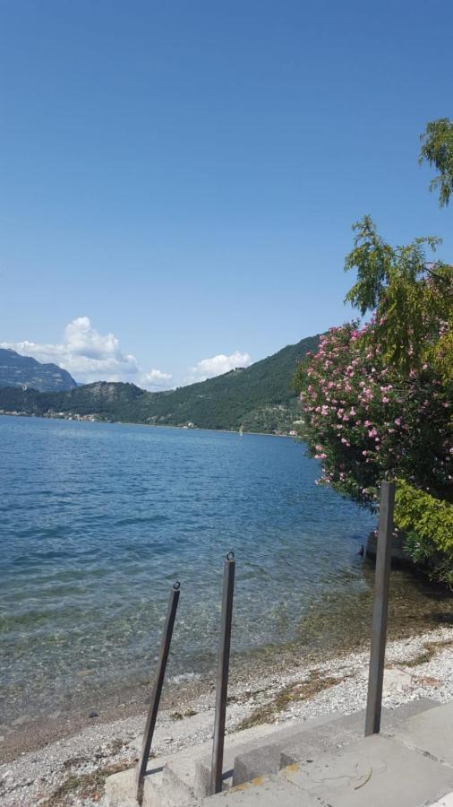 L'Oleandro Sul Lago D'Iseo B&B Sulzano Bagian luar foto